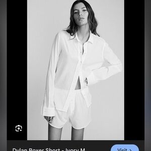 Eterne ivory shorts NWT - retail $125 Dylan crinkle with elasticized waist band